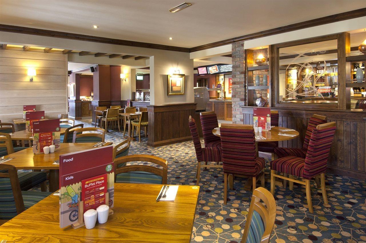 Premier Inn Bedford South Kempston エクステリア 写真