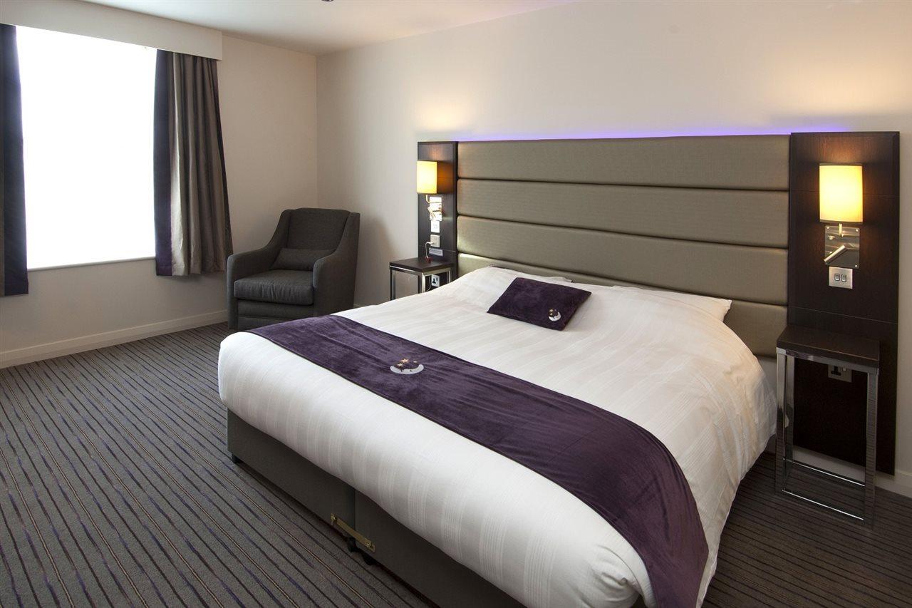Premier Inn Bedford South Kempston エクステリア 写真