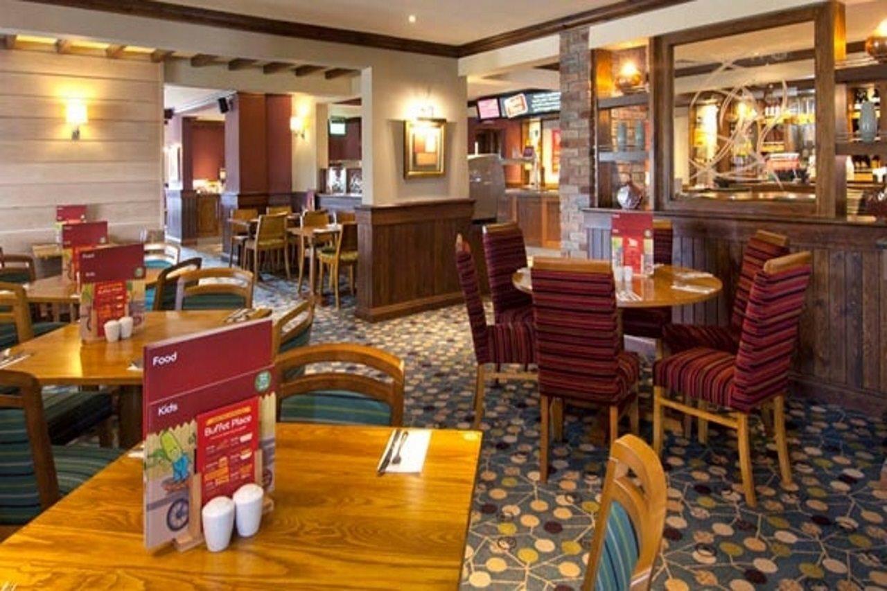 Premier Inn Bedford South Kempston エクステリア 写真