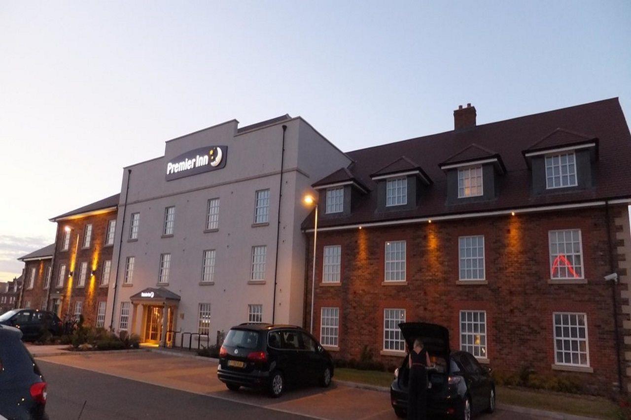 Premier Inn Bedford South Kempston エクステリア 写真